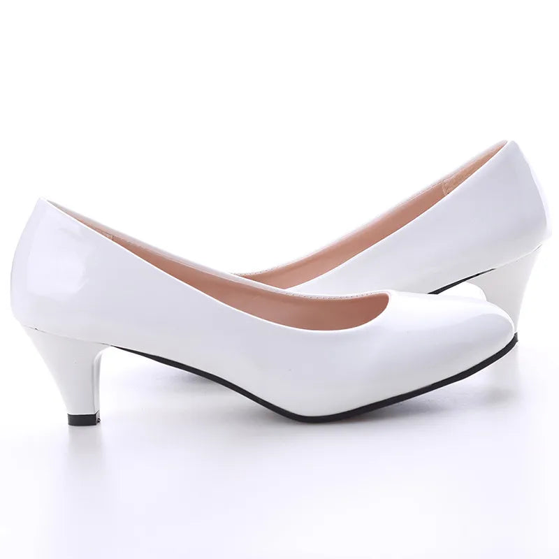 Medium Heel Nude Pumps